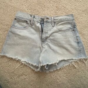 J. Crew Relaxed Denim Short light wash size 26